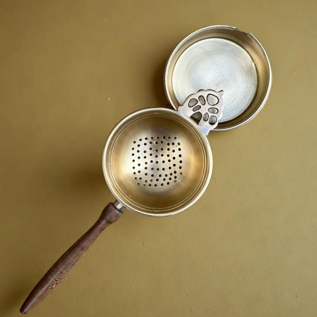Tea Strainer and Bowl made with Pure Brass and a Wooden handle for Everyday Luxury Kitchen usage | Size 7.5 cm by 21 cm