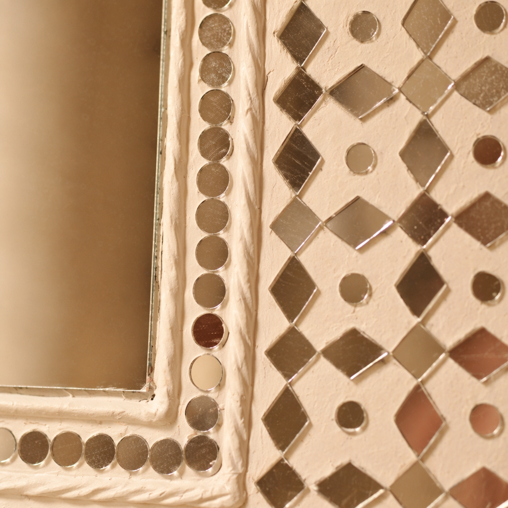 Lippan Hut Mirror White Clay and Glass, The Art Wall. Handmade in India by House of Taraasha.