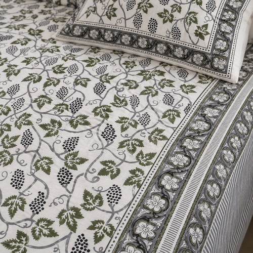 Grapevine Print Bedsheet Set, close-up of the print, border and pillow cover