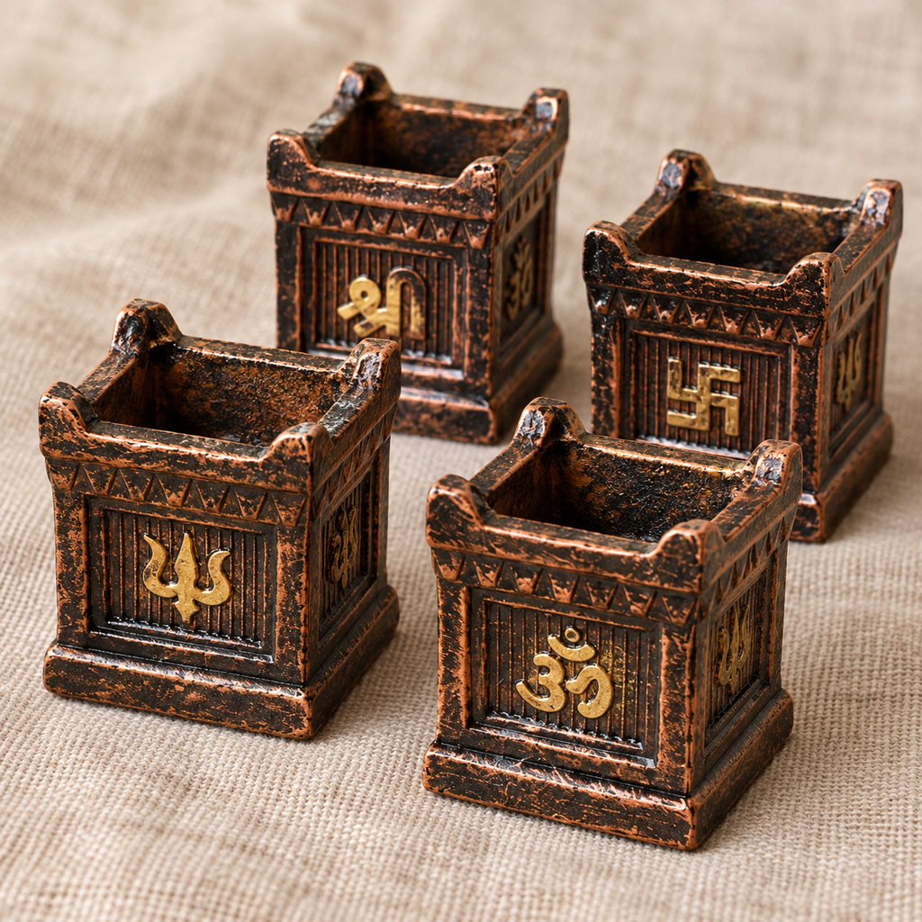 Tulsi: Tulsi Vrindavan Terracotta Diyas, Set of 4 or 2