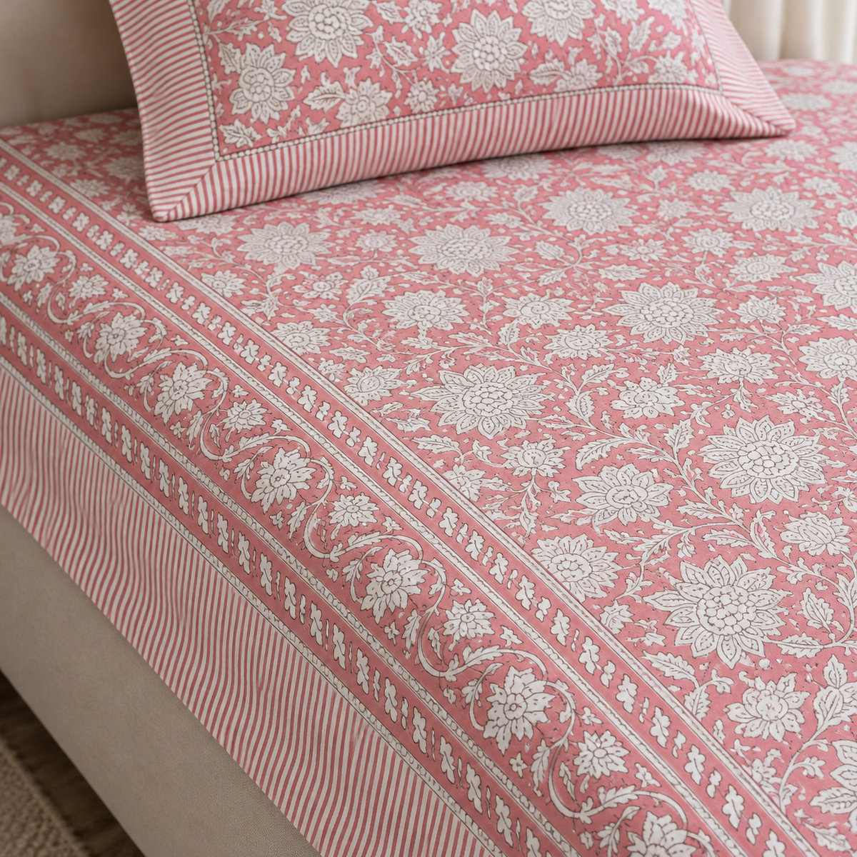 Pink Floral Jaal Bedsheet Set, close-up of the print, border and pillow cover