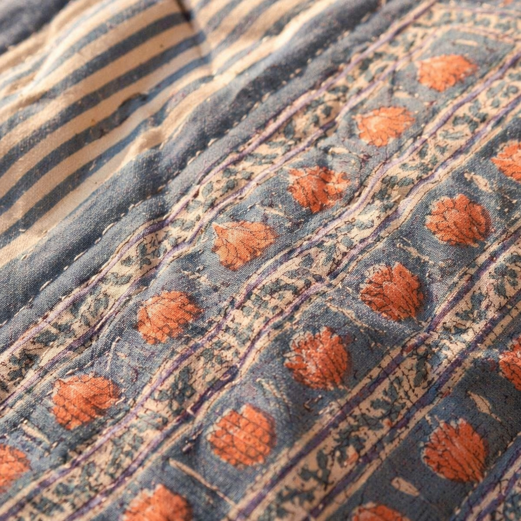 Dusty Pink & Blue Reversible Mulmul Quilt, The Linen Room. Handmade in India by House of Taraasha.